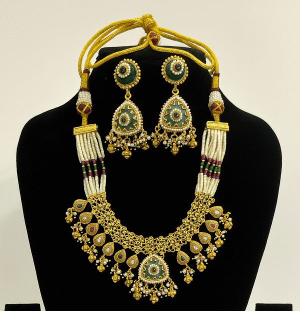 royal kundan & pearl choker necklace set with earrings