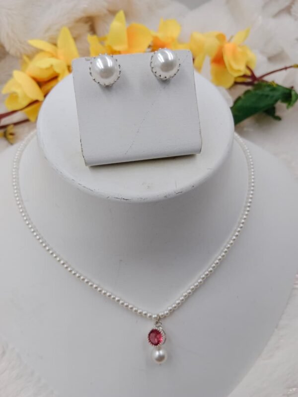 royal grace pearl necklace & stud earrings set