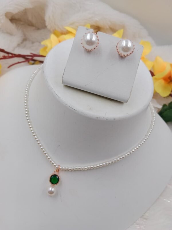 royal grace pearl necklace & stud earrings set