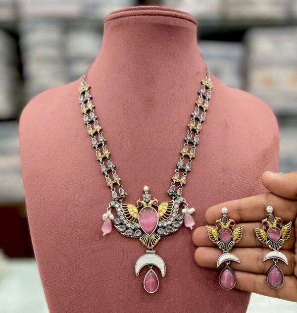 royal wings stone necklace set