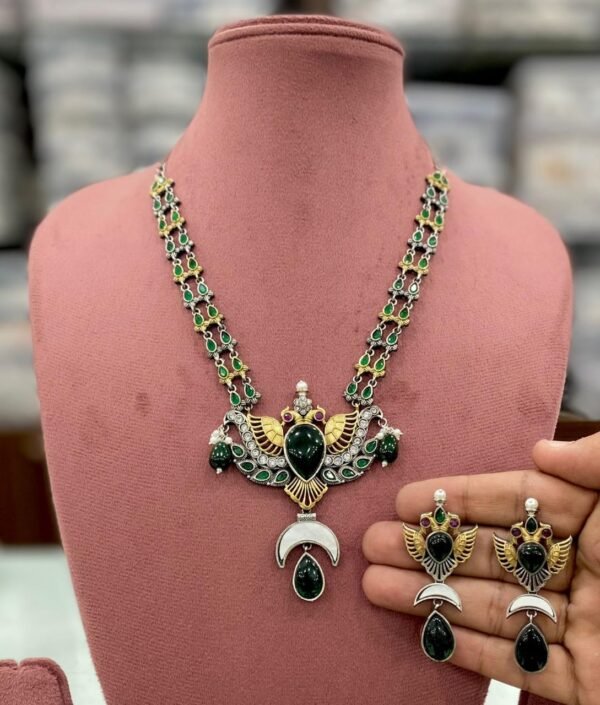 royal wings stone necklace set