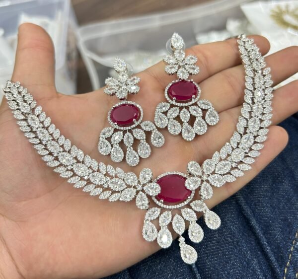 emerald elegance diamond necklace set