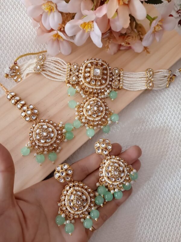 royal kundan & green beaded bridal jewellery set