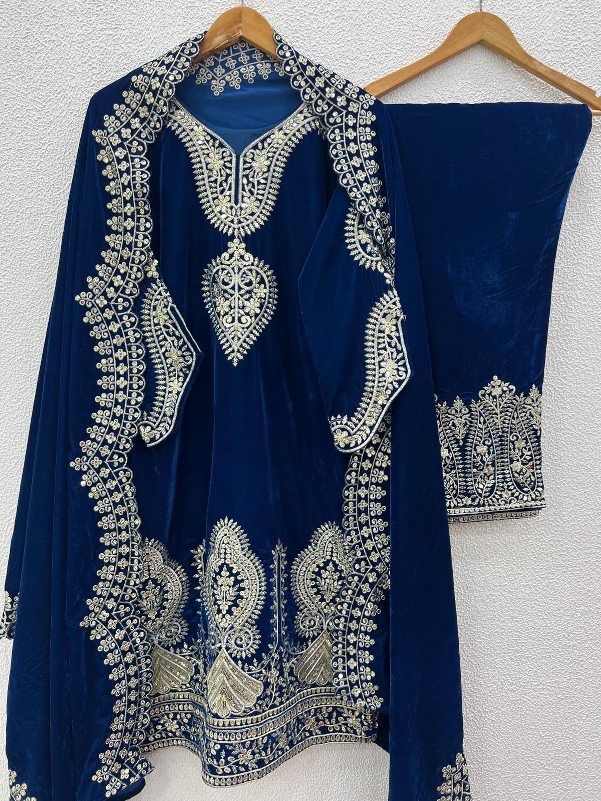royal blue heavy velvet embroidered suit set with dupatta royal blue heavy velvet embroidered suit set with dupatta