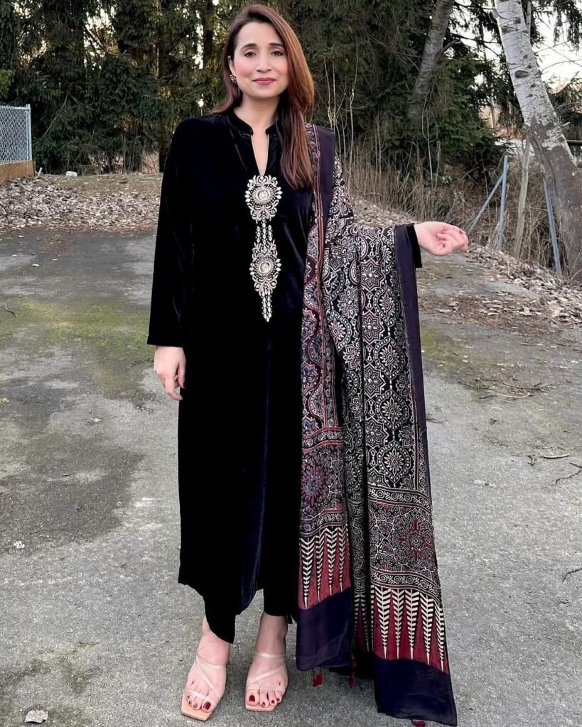 Premium Velvet Winter 3-Piece Suit Set with Ajrakh Chinon Dupatta | Sajdeya 2025 Velvet Collection